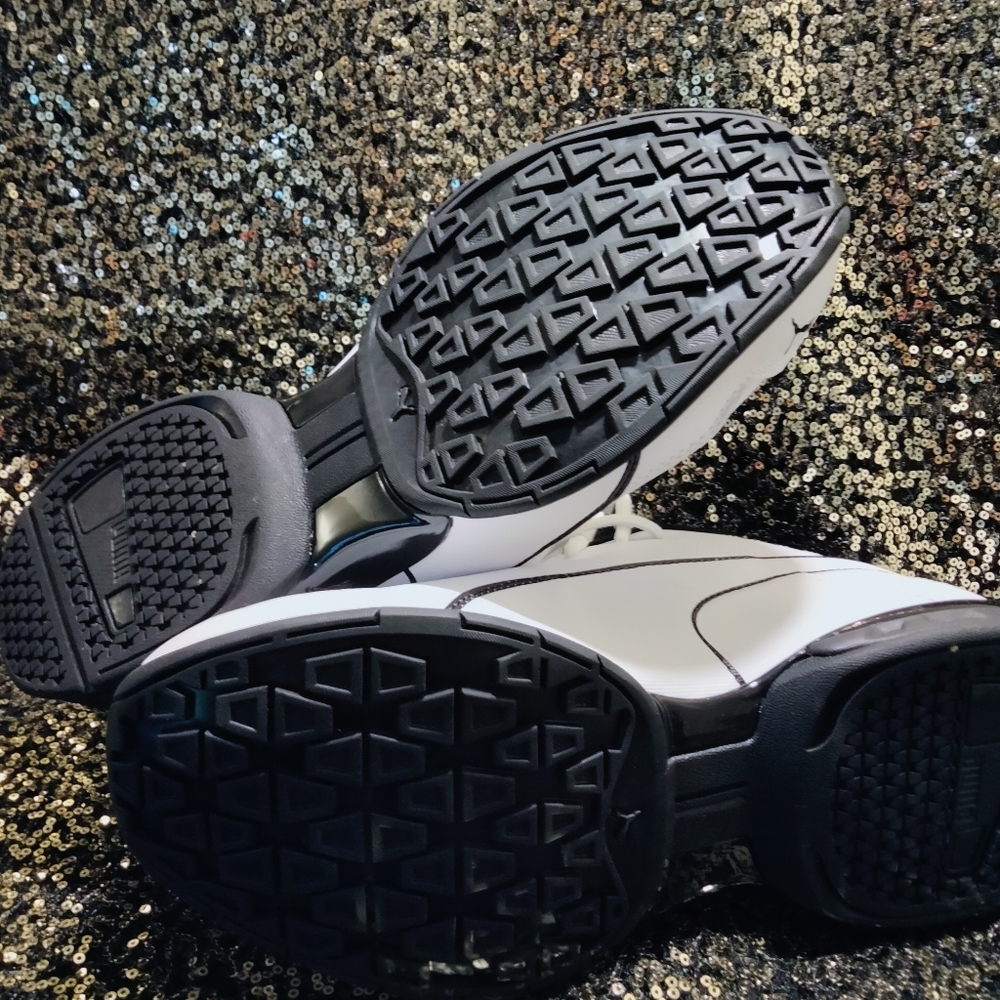 Puma Sneakers